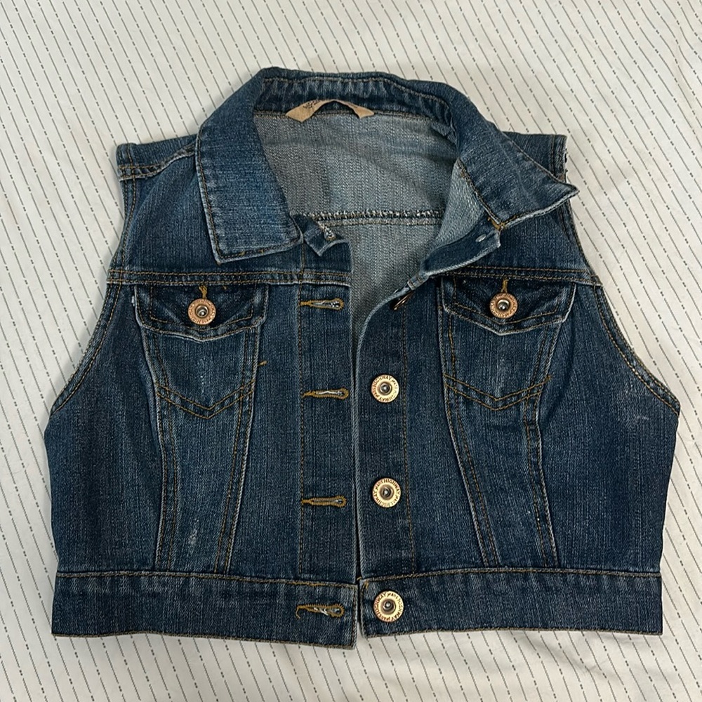 Denim cropped vest